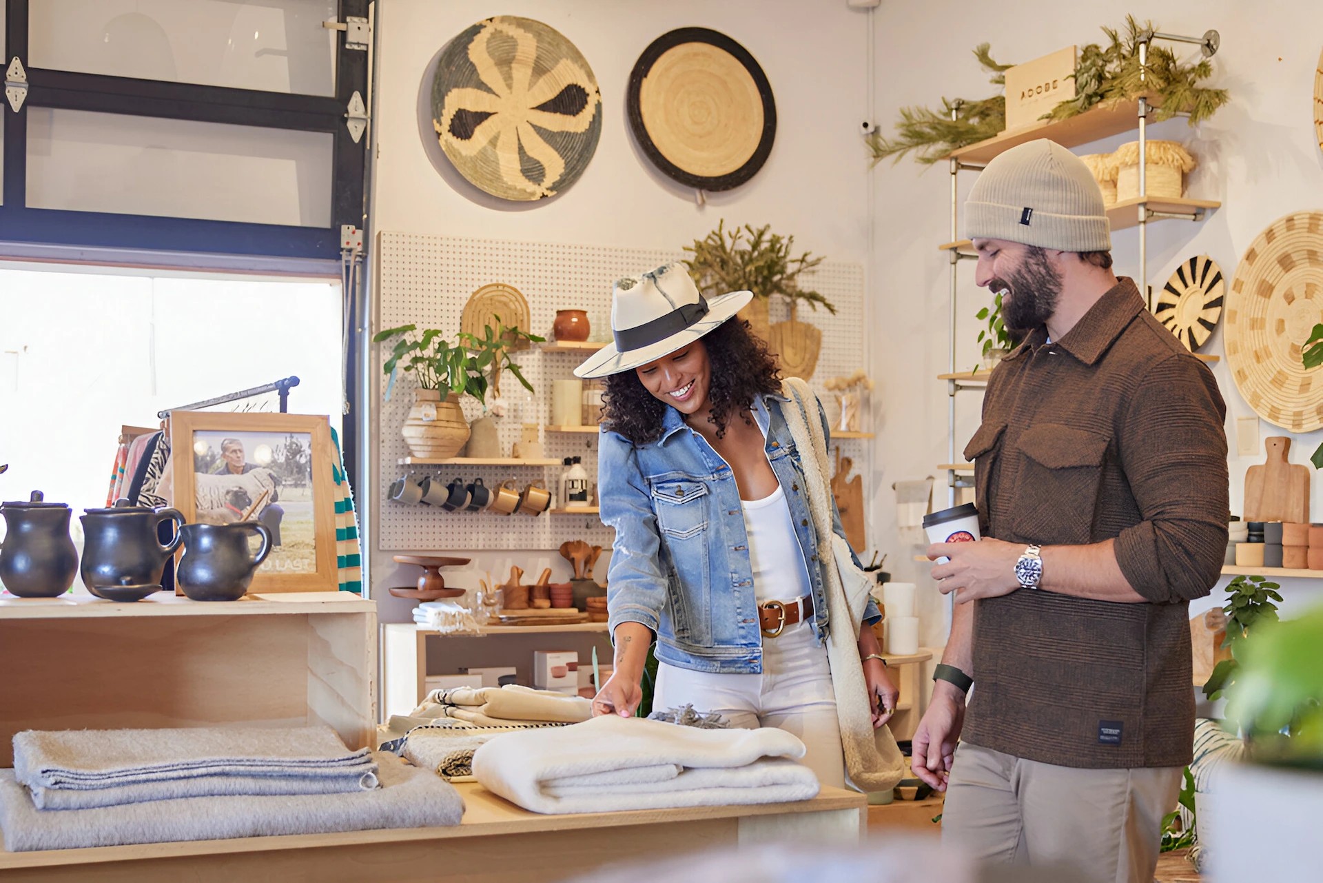 HOLIDAY GIFT MARKET AT OCEANSIDE’S SUNSET MARKET