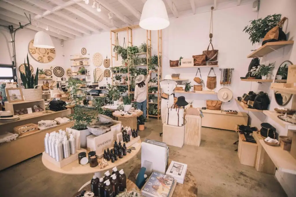 The rising co. : shopping adventures in seaside's charming atmosphere.